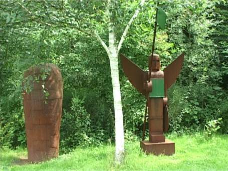 Museum Insel Hombroich : Wiese mit Skulpturen von Anatol
